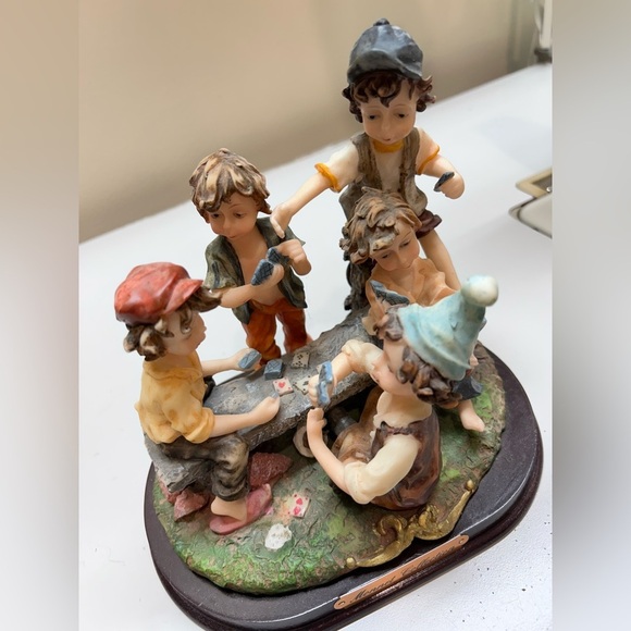 Vintage Monnet Collection Resin Art Piece Figurines Kids On Bench Playing Cards - Picture 5 of 6